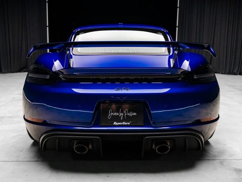Used 2021 Porsche 718 Cayman GT4 RWD image 28