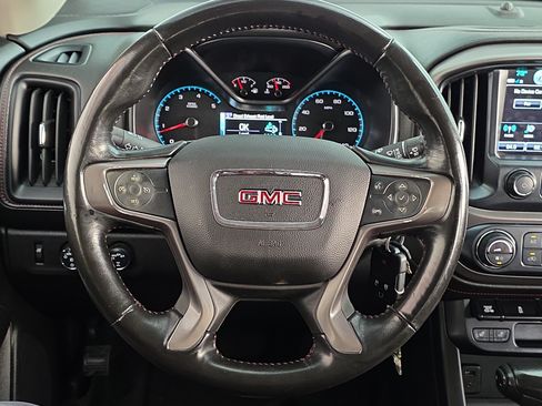 Used 2018 GMC Canyon All Terrain w/ Trailering Package AWD/4WD image 12