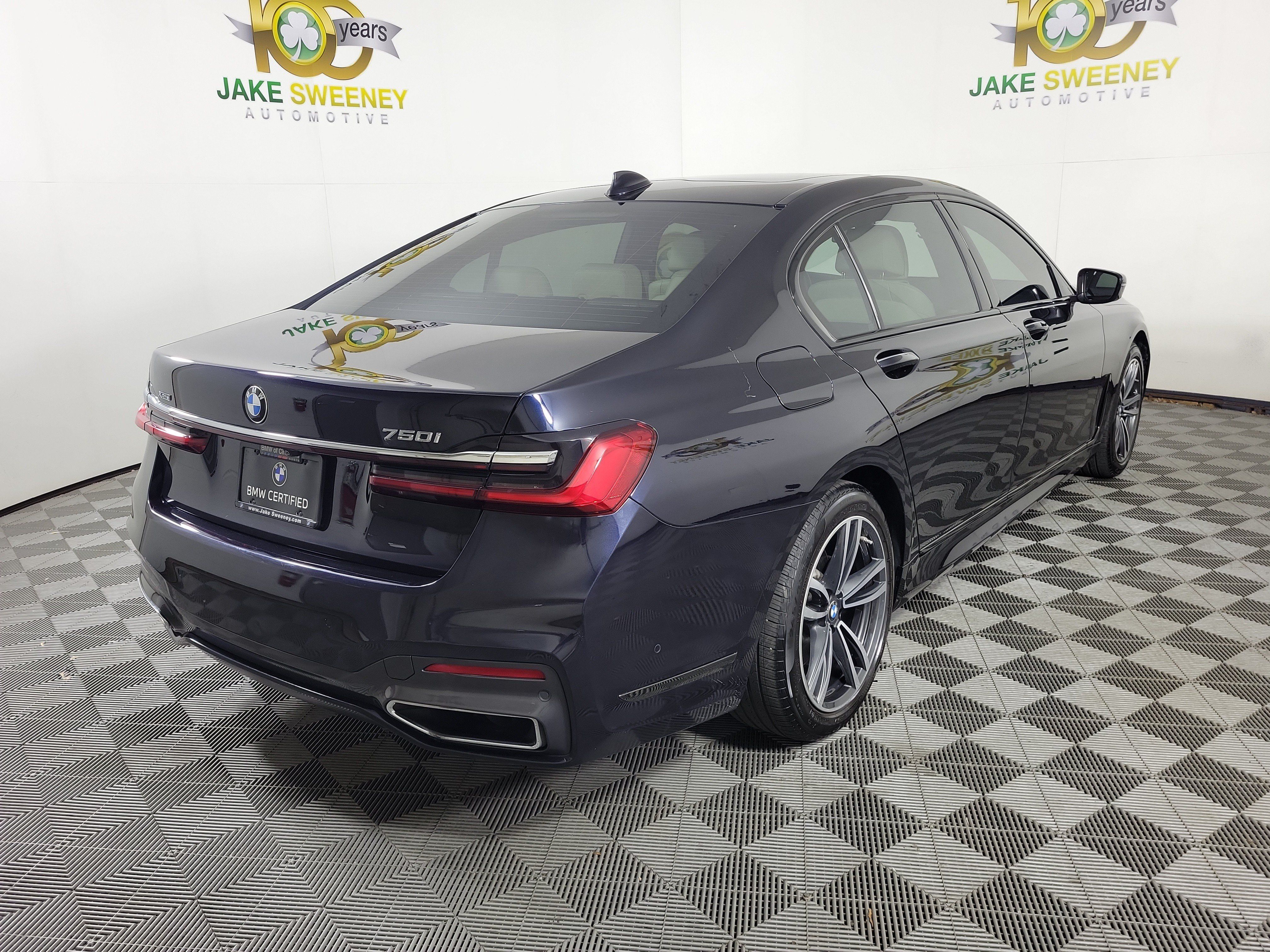 Used 2022 BMW 750i xDrive w/ M Sport Package AWD/4WD image 7