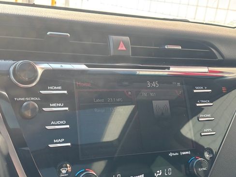 Used 2020 Toyota Camry XSE image 15