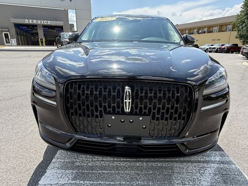 Used 2023 Lincoln Corsair AWD w/ Equipment Group 101A image 2