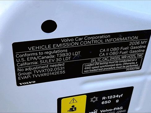 Certified 2026 Volvo XC60 B5 Plus w/ Protection Package Premier image 31