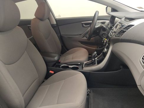 Used 2016 Hyundai Elantra SE FWD image 21