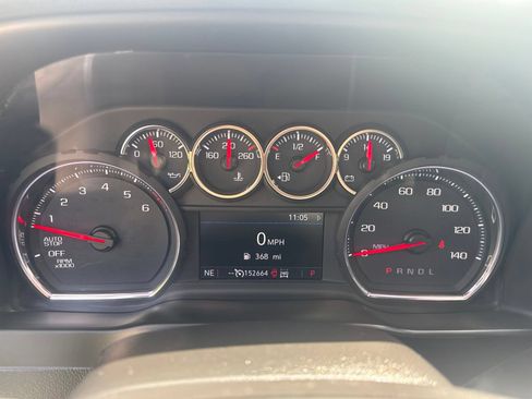 Used 2019 Chevrolet Silverado 1500 LT w/ All-Star Edition AWD/4WD image 28