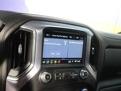 Used 2019 GMC Sierra 1500 SLT w/ SLT Convenience Package AWD/4WD image 18
