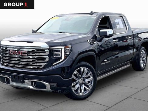 Used 2023 GMC Sierra 1500 Denali w/ Denali Reserve Package AWD/4WD image 1
