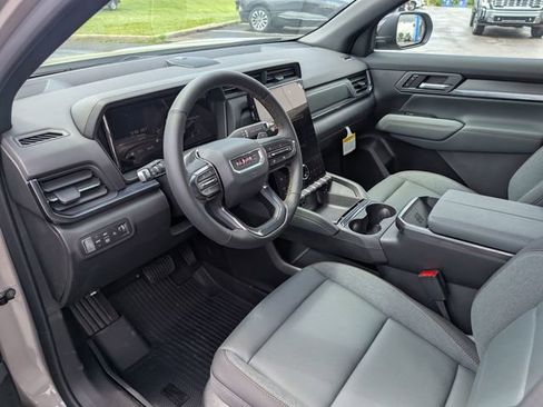 New 2026 GMC Terrain AT4 AWD/4WD image 12