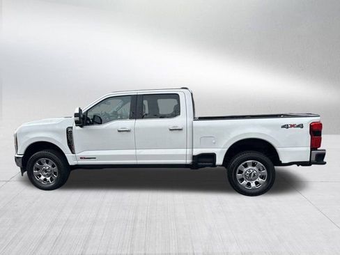 Used 2024 Ford F350 Lariat w/ Chrome Package image 9