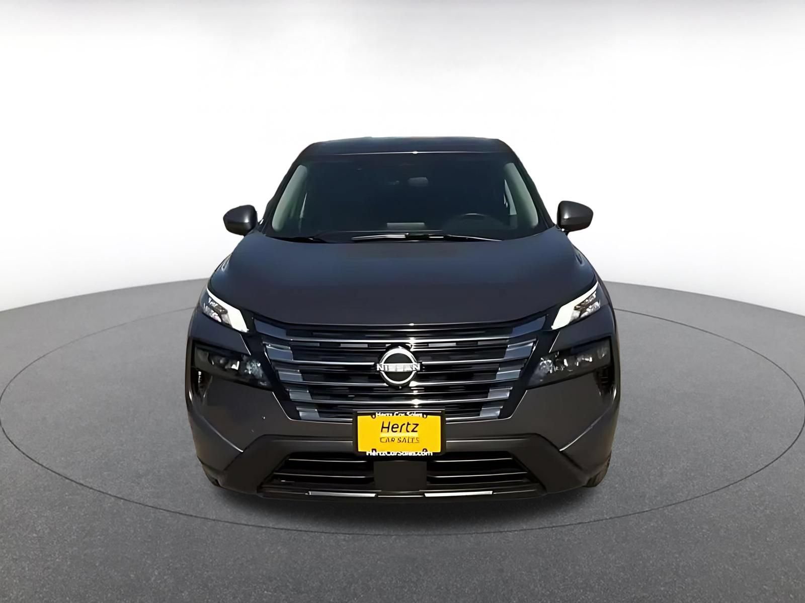 Used 2025 Nissan Rogue SV AWD/4WD image 4
