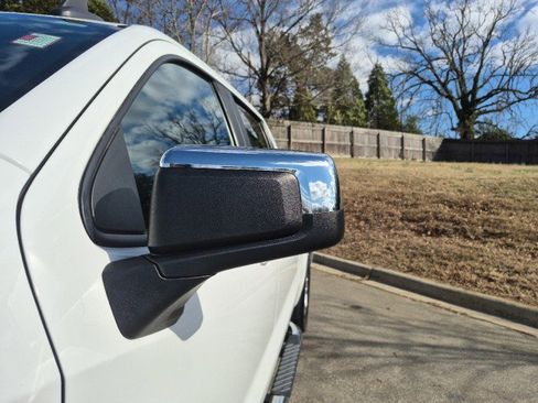 Used 2021 Chevrolet Silverado 1500 LT image 35