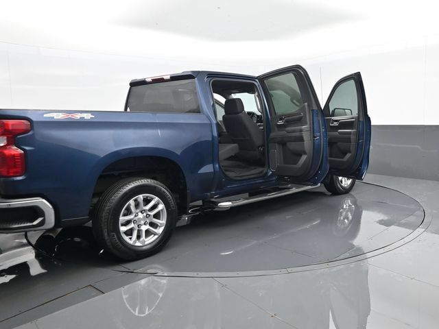 Used 2023 Chevrolet Silverado 1500 LT AWD/4WD image 29