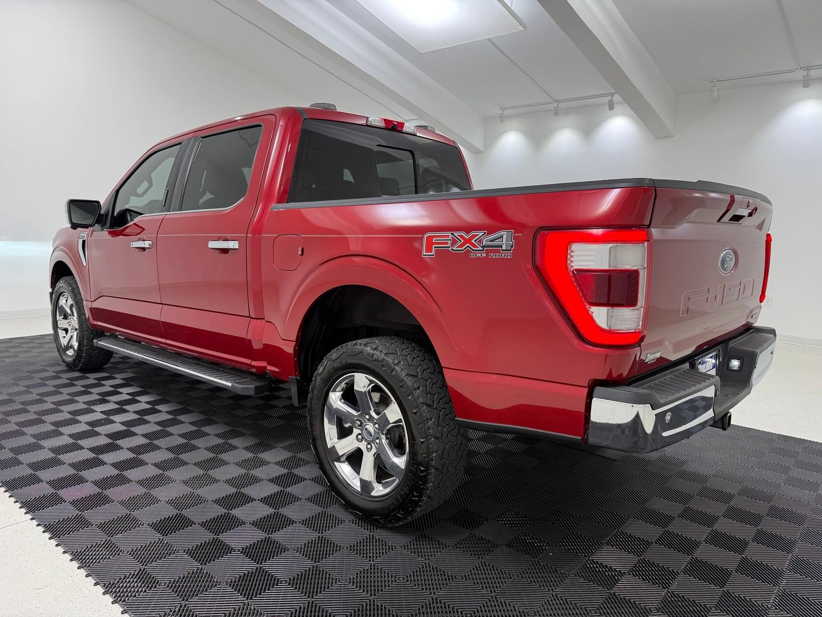 Used 2021 Ford F150 Lariat AWD/4WD image 5