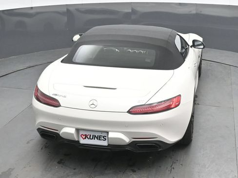 Used 2018 Mercedes-Benz AMG GT Roadster image 30