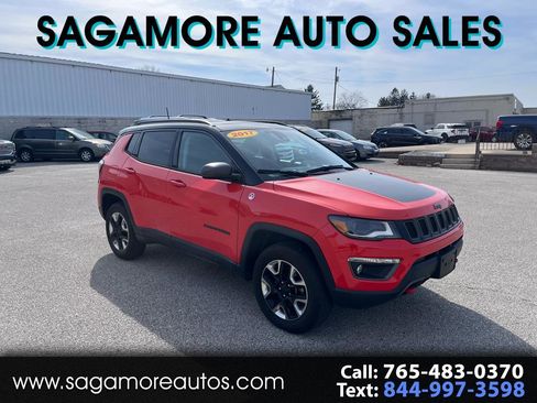 Used 2017 Jeep Compass Trailhawk image 1