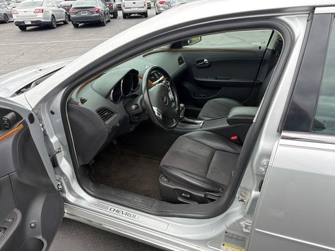 Used 2009 Chevrolet Malibu LT w/ HFV6 Engine Package FWD image 10
