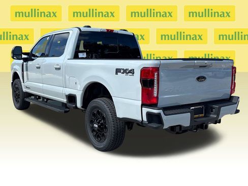 New 2026 Ford F250 Lariat w/ Black Appearance Package AWD/4WD image 12
