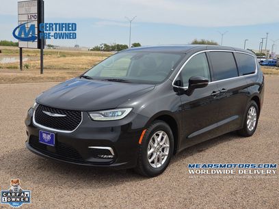 Used 2023 Chrysler Pacifica Touring-L