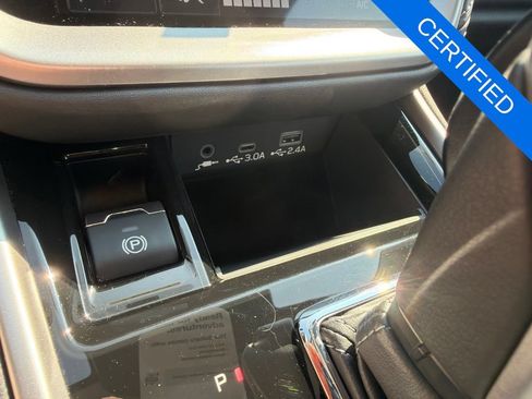 Certified 2025 Subaru Legacy Limited AWD/4WD image 17