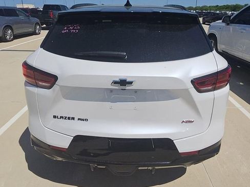 Used 2025 Chevrolet Blazer RS w/ Enhanced Convenience Package AWD/4WD image 5