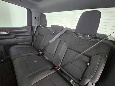 Used 2024 GMC Sierra 1500 Elevation image 17