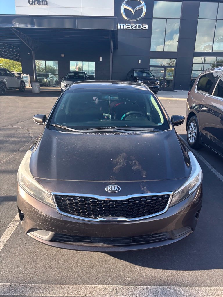 Used 2017 Kia Forte LX FWD image 2