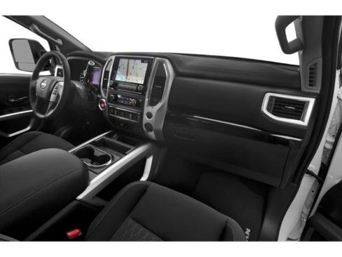 Used 2020 Nissan Titan SV w/ SV Convenience Package AWD/4WD image 18