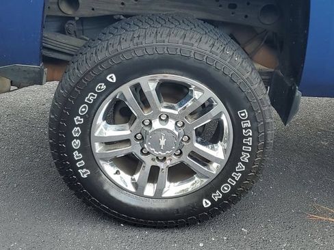 Used 2016 Chevrolet Silverado 2500 High Country w/ Duramax Plus Package AWD/4WD image 7