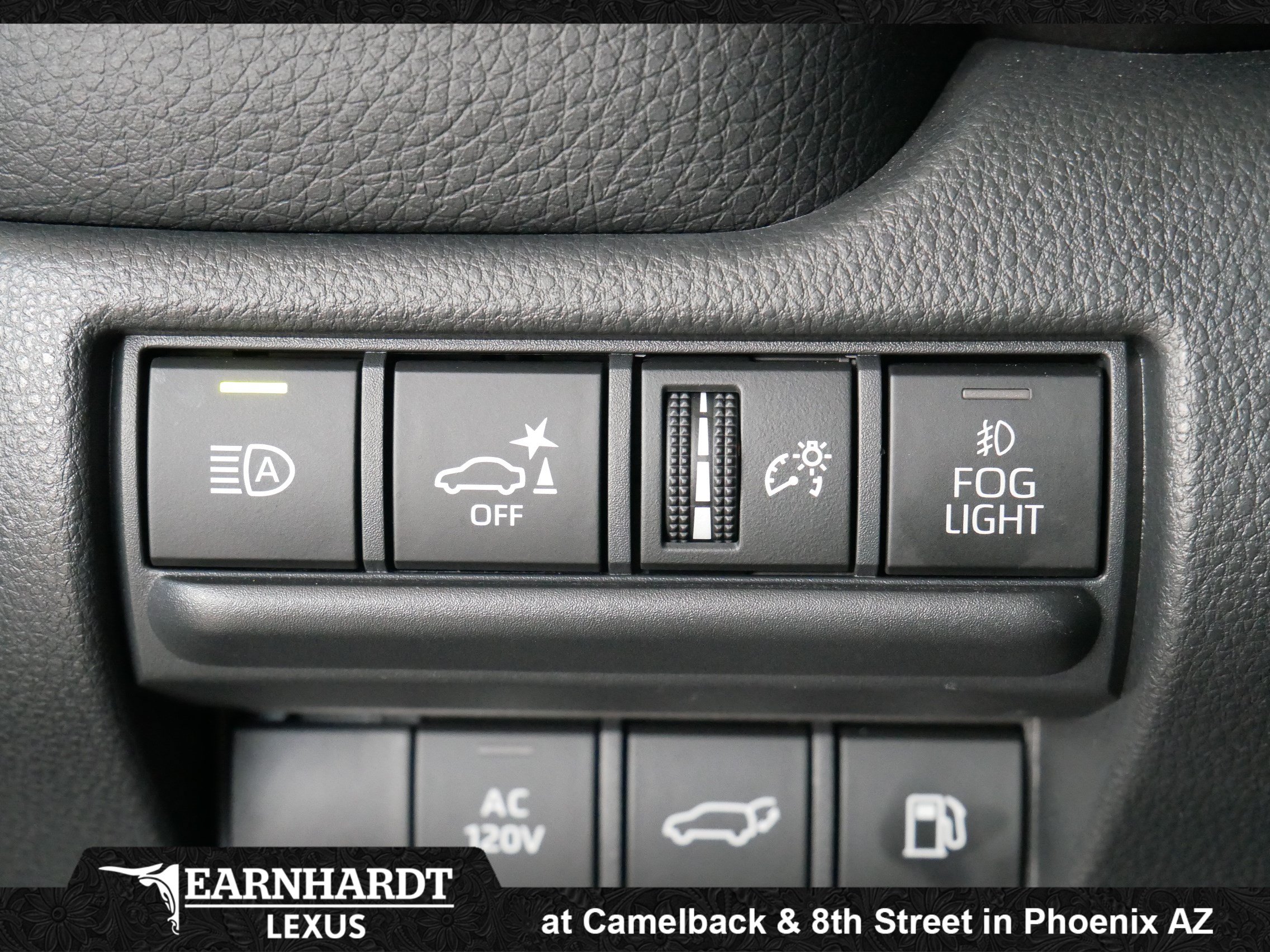 Used 2026 Toyota Land Cruiser w/ Premium Package AWD/4WD image 40