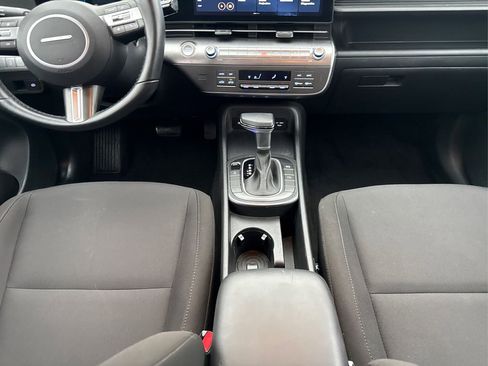 Used 2024 Hyundai Kona SEL image 19