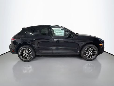 New 2026 Porsche Macan AWD/4WD image 8