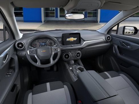 New 2026 Chevrolet Blazer LT w/ Convenience Package AWD/4WD image 15