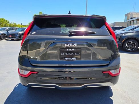 Certified 2024 Kia Niro Wind w/ Wind Preserve Package FWD image 4