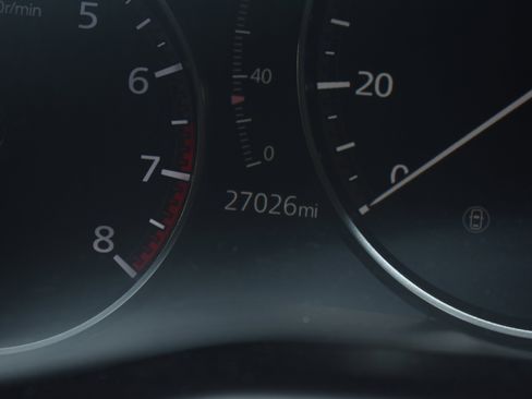 Used 2020 MAZDA MAZDA3 Hatchback w/ Premium Package image 35