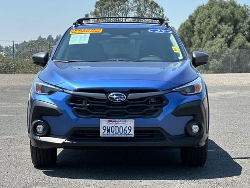 Used 2025 Subaru Crosstrek 2.5i Premium AWD/4WD image 8