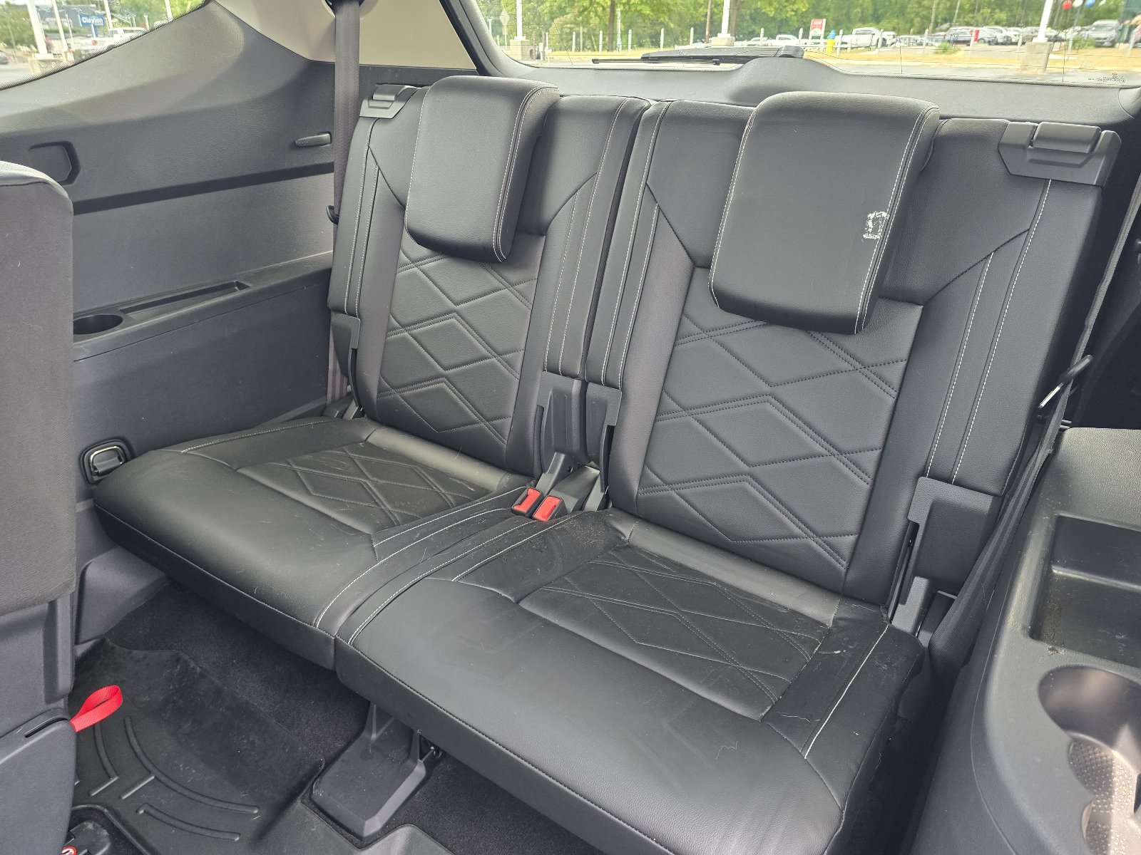 Used 2024 Volkswagen Atlas SE AWD/4WD image 11