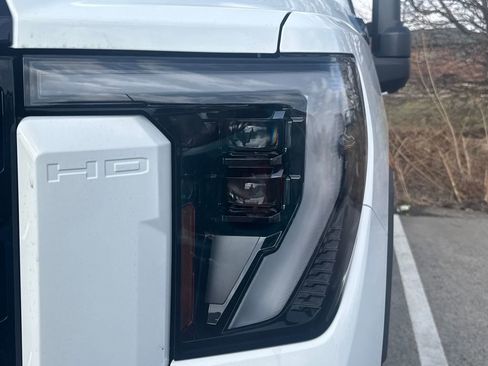 New 2026 GMC Sierra 2500 AT4 image 6