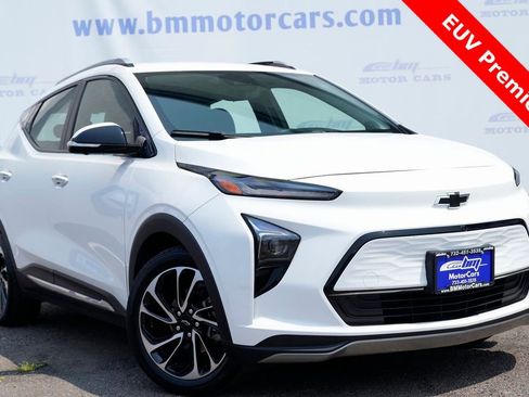 Used 2022 Chevrolet Bolt EUV Premier image 1