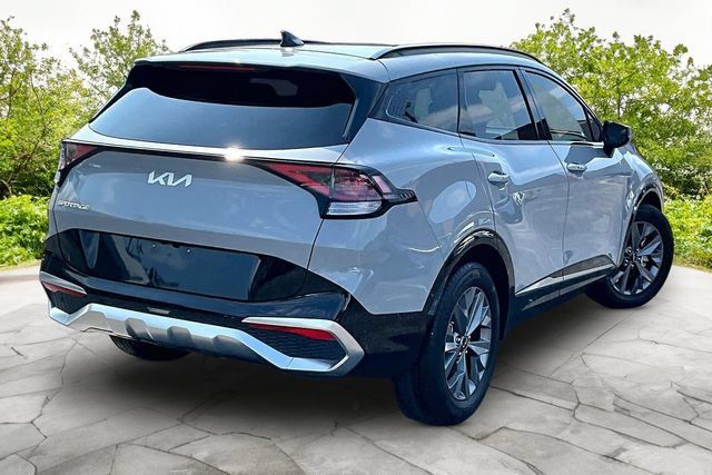 Used 2025 Kia Sportage SX FWD image 2
