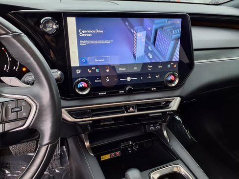 Used 2023 Lexus RX 350 Premium w/ Cold Area Package image 8