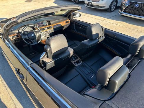 Used 2008 BMW 335i Convertible image 15