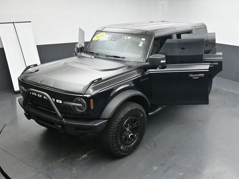 Used 2024 Ford Bronco Wildtrak image 38