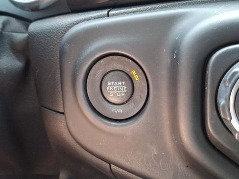 Used 2021 Jeep Wrangler Unlimited Sahara AWD/4WD image 26