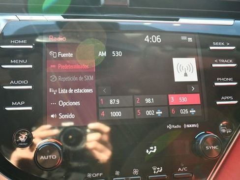 Used 2020 Toyota Camry XSE image 41