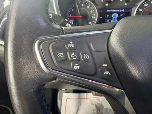 Used 2021 Chevrolet Equinox LT AWD/4WD image 15