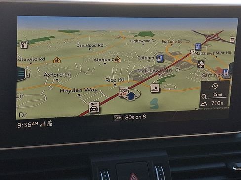 Used 2018 Audi Q5 2.0T Premium Plus w/ Premium Plus Package image 17