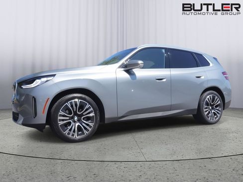 Used 2025 BMW X3 xDrive30i w/ Premium Package AWD/4WD image 1