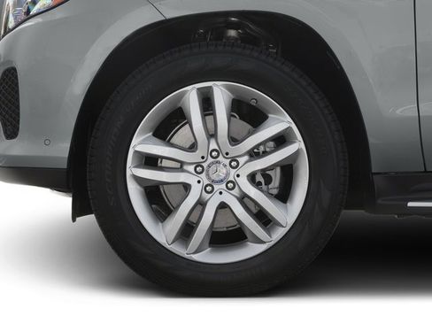 Used 2017 Mercedes-Benz GLS 450 4MATIC image 11