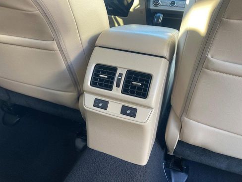 Used 2016 Subaru Outback 2.5i Limited image 14