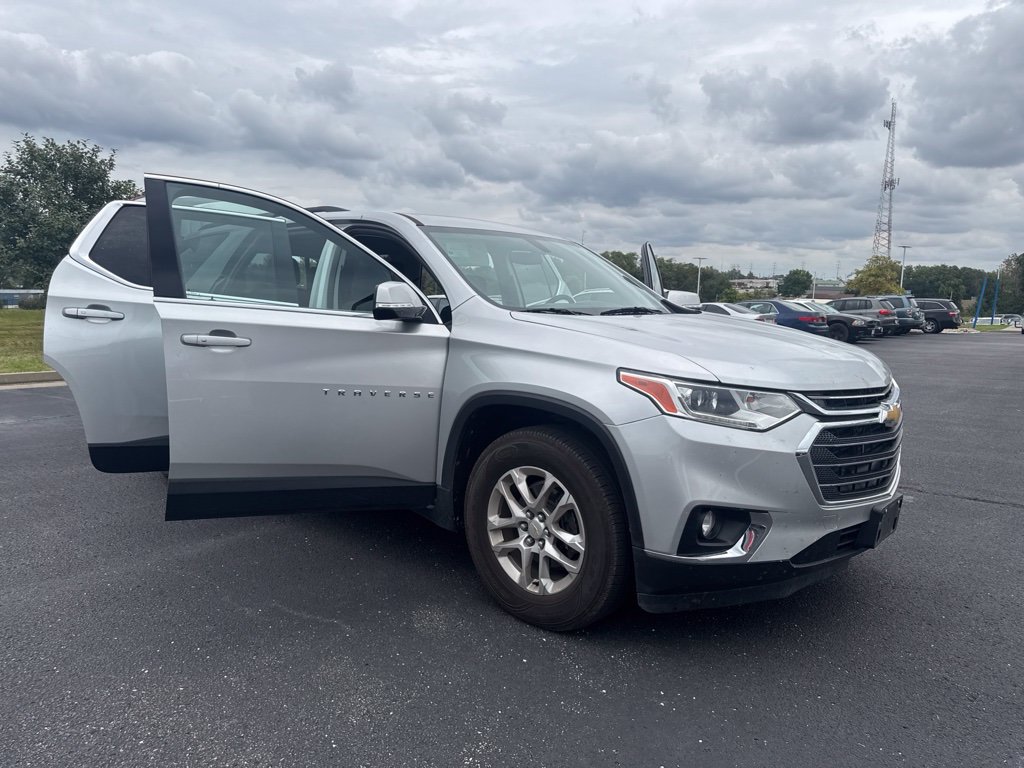 Used 2019 Chevrolet Traverse LT FWD image 10