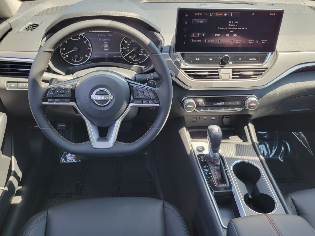 New 2026 Nissan Altima 2.5 SR w/ SR Midnight Edition Package FWD image 6